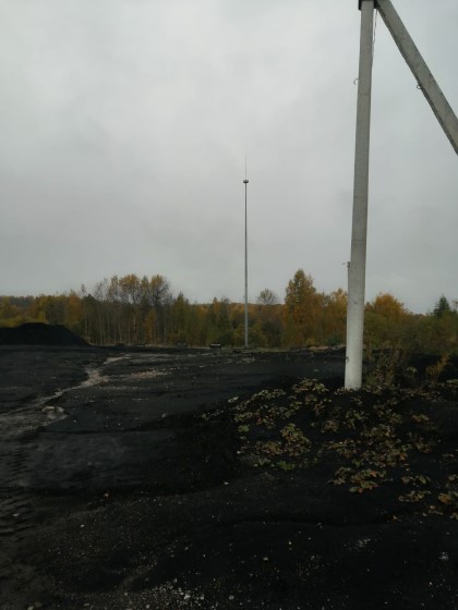 Мунайский разрез, с. Сузоп, Алтайский край — Прожекторные мачты ВМО